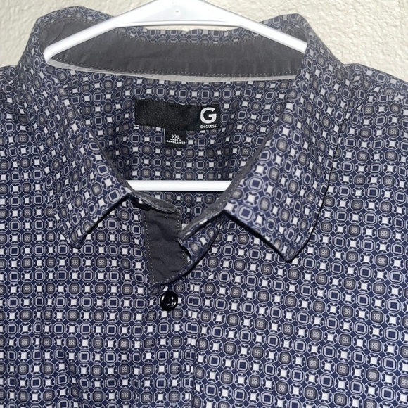G by Guess Men's Long Sleeve Size XXL Cotton Geometric Print EUC - Picture 2 of 4